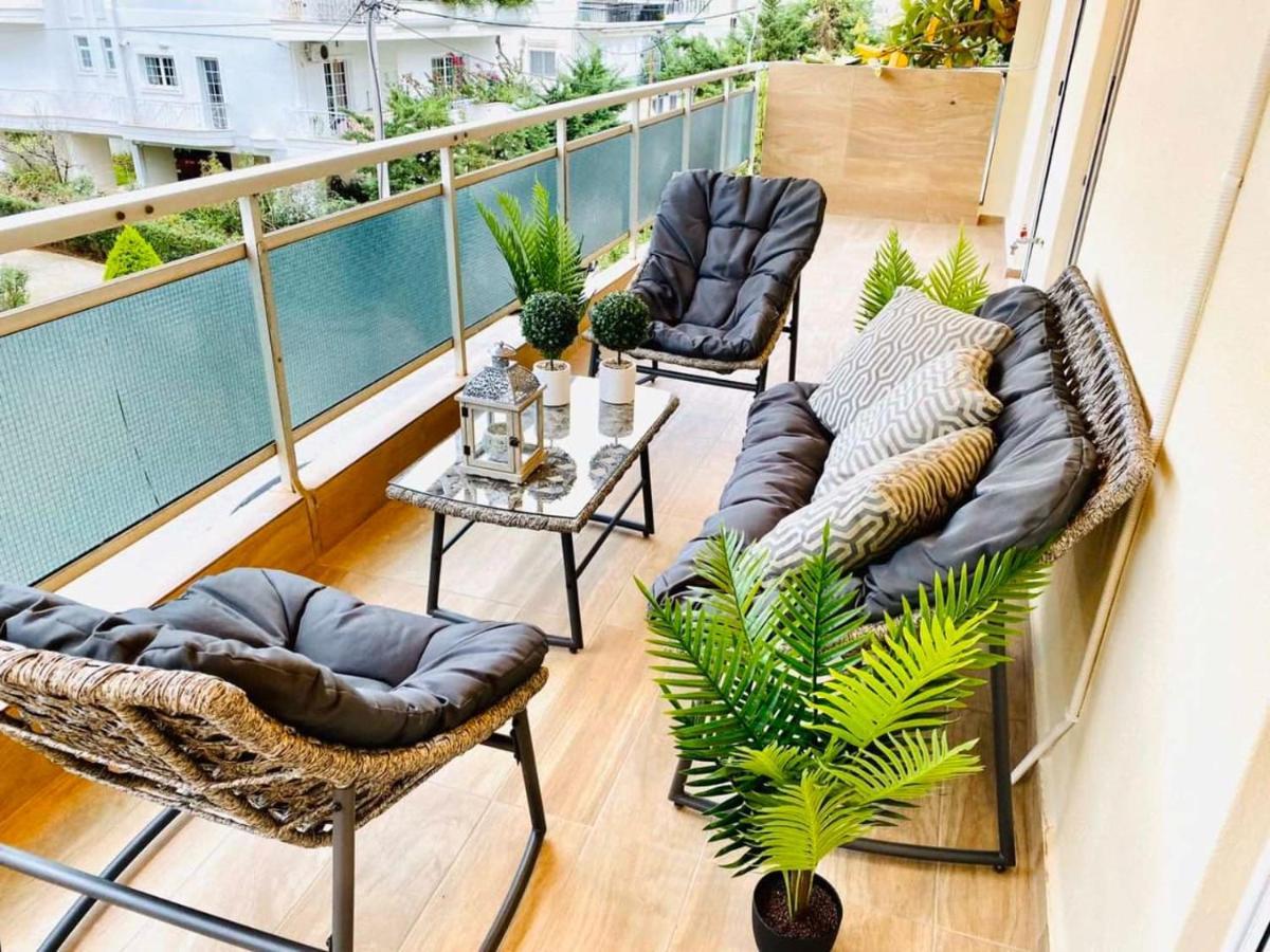 Elegant Apartment In Glyfada Atene Esterno foto