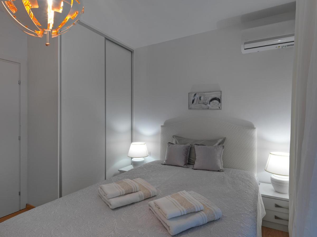 Elegant Apartment In Glyfada Atene Esterno foto