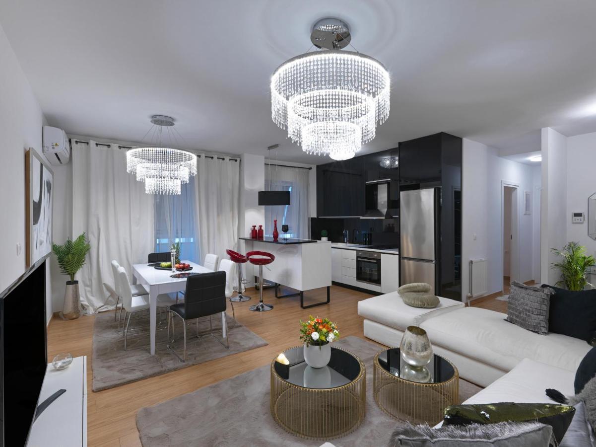 Elegant Apartment In Glyfada Atene Esterno foto