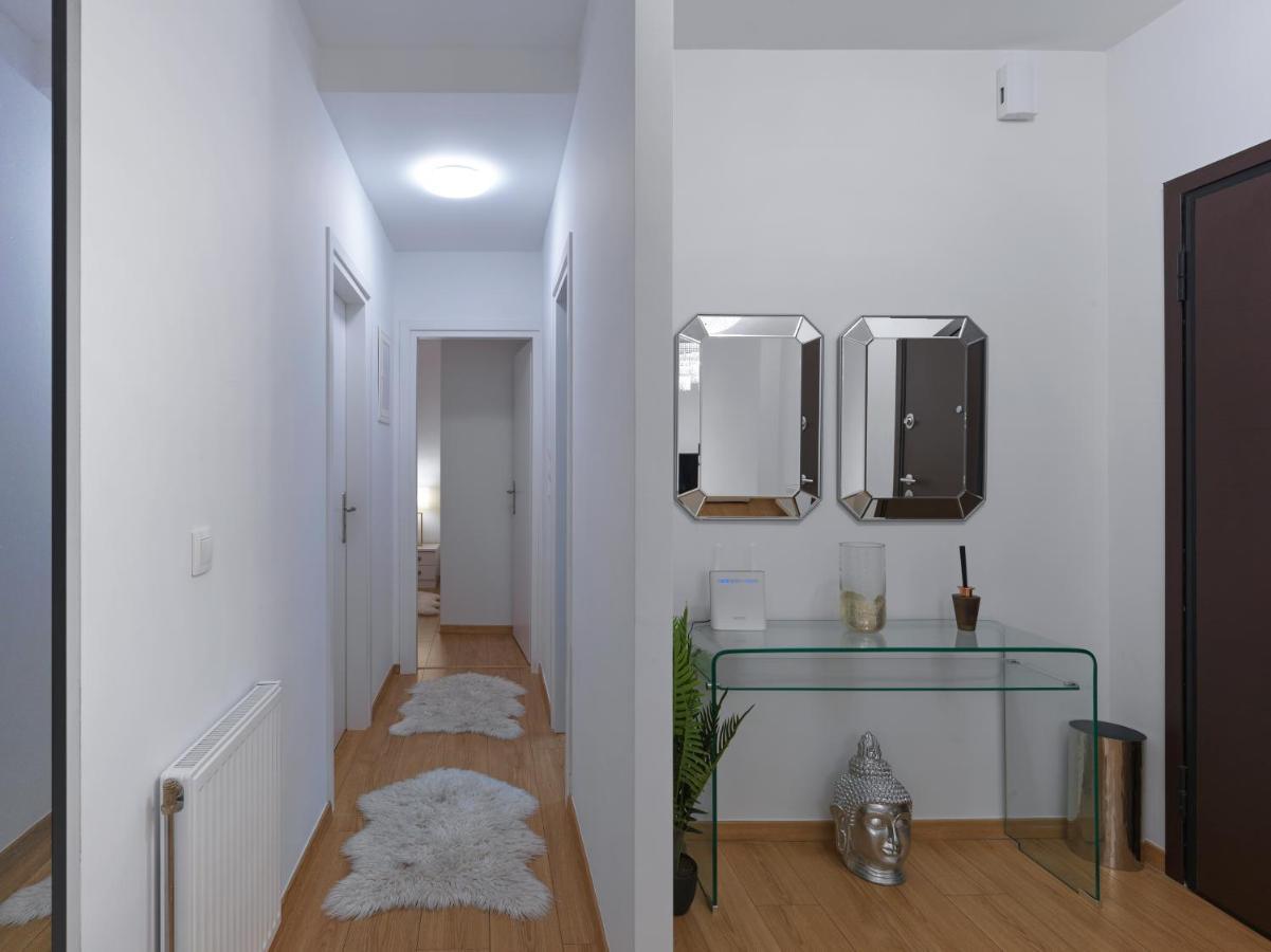 Elegant Apartment In Glyfada Atene Esterno foto