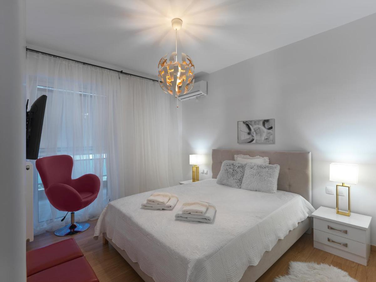 Elegant Apartment In Glyfada Atene Esterno foto